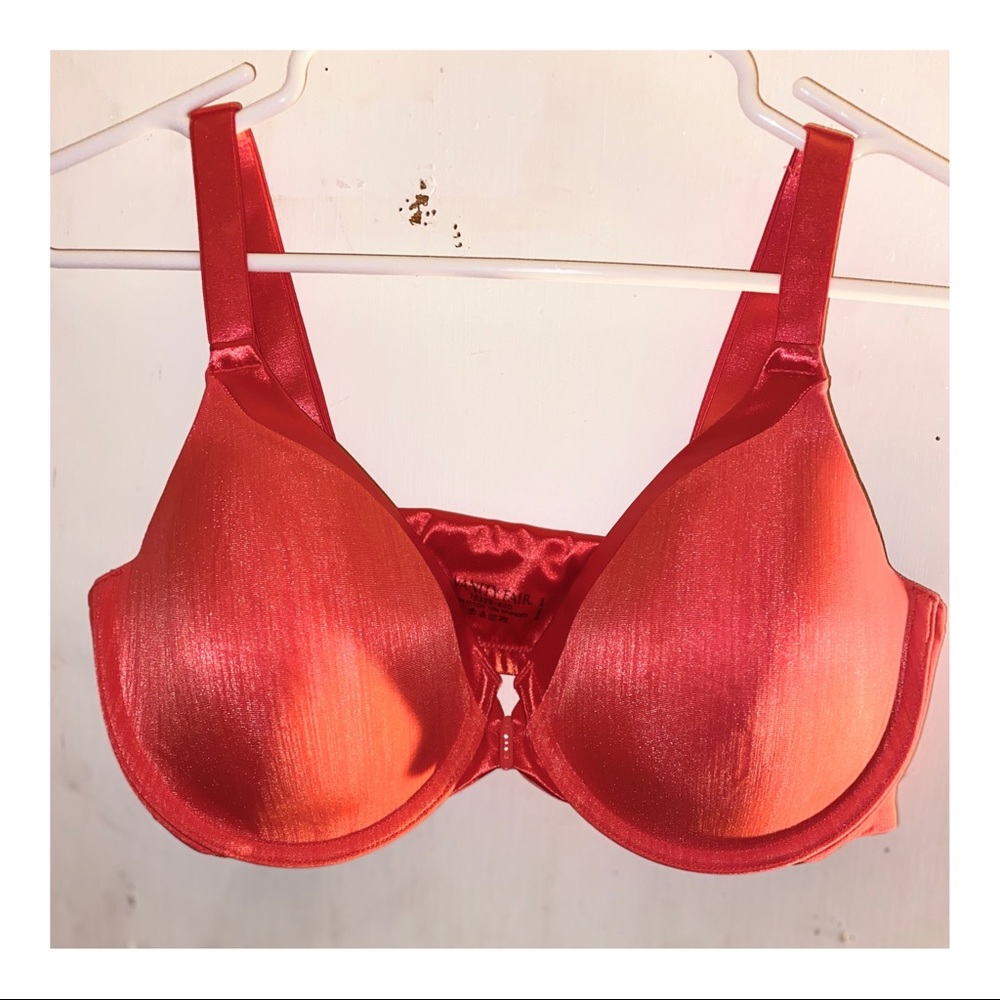 NWOT Vanity Fair coral silky bra
